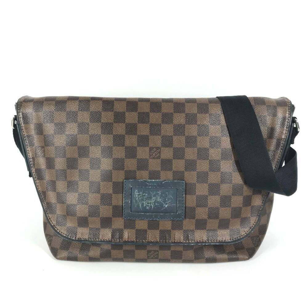 LOUIS VUITTON Brown Damier Canvas Messenger Shoulder Bag